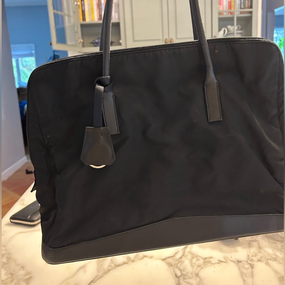 Prada shoulder bag - authentic vintage 2000’s